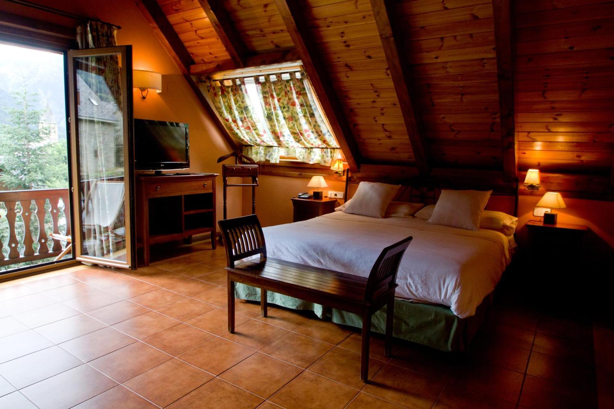 Mauberme Mountain Boutique Hotel Salardú Εξωτερικό φωτογραφία